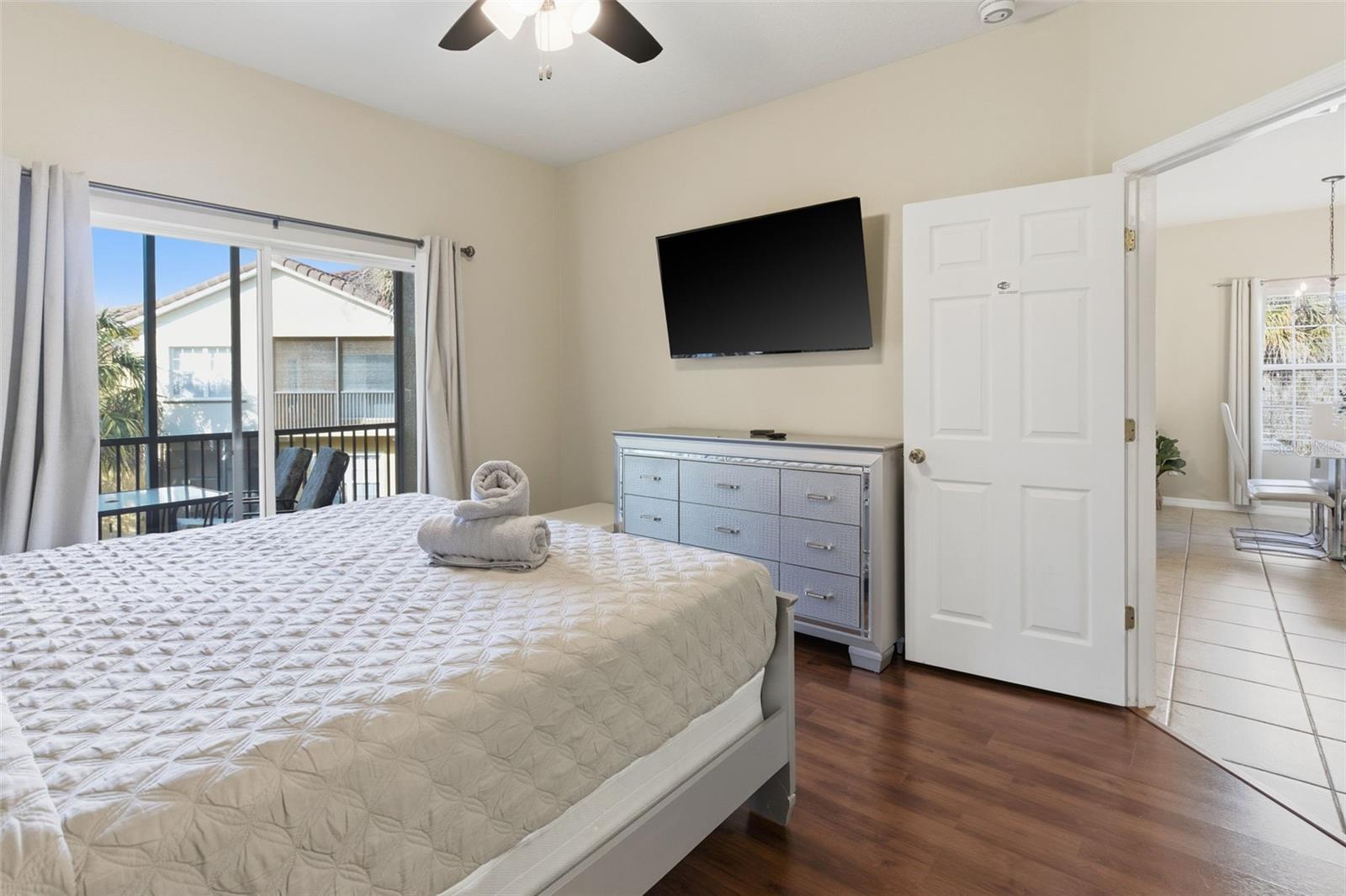 Image 14 of 28 For 2742 Oakwater Drive 104