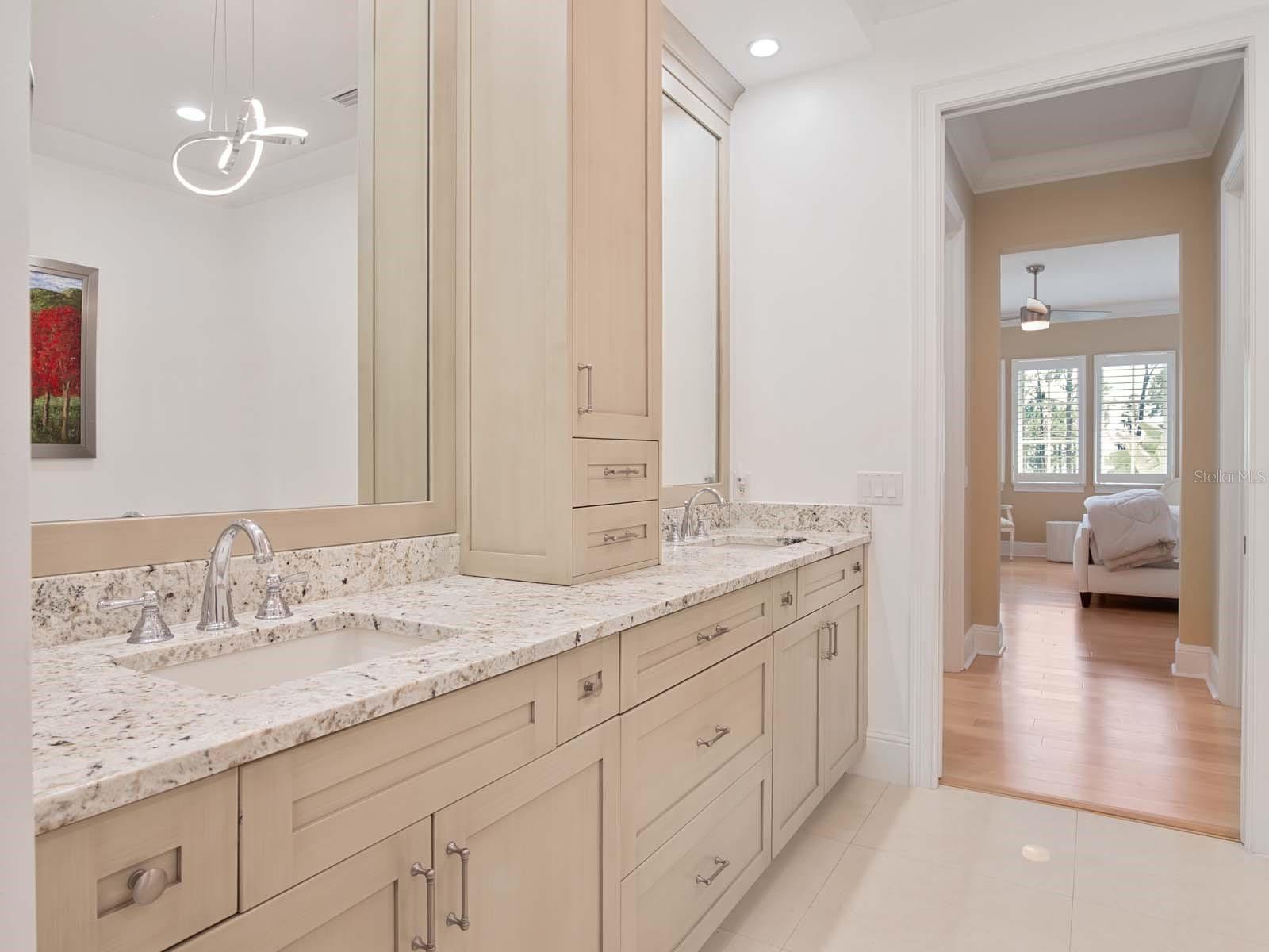 Image 23 of 47 For 10371 Kensington Shore Drive H-201