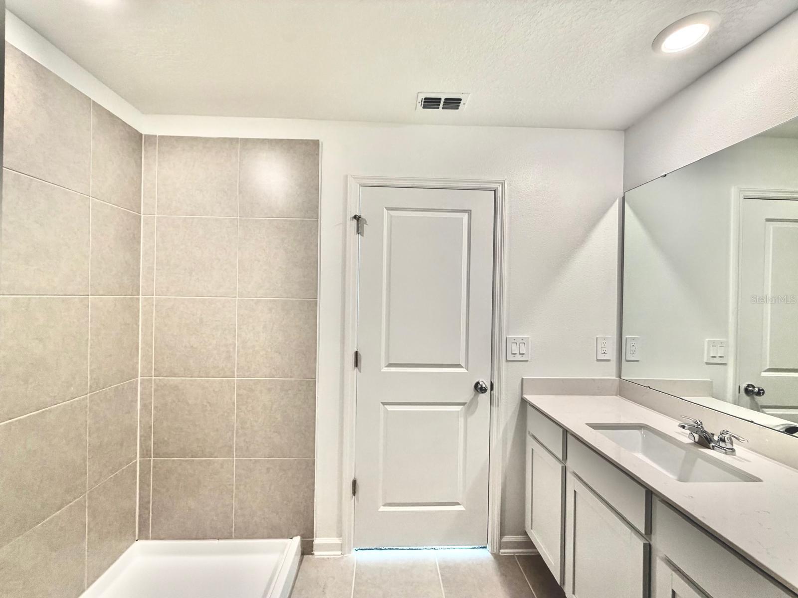 Image 19 of 20 For 2122 Chris Drive