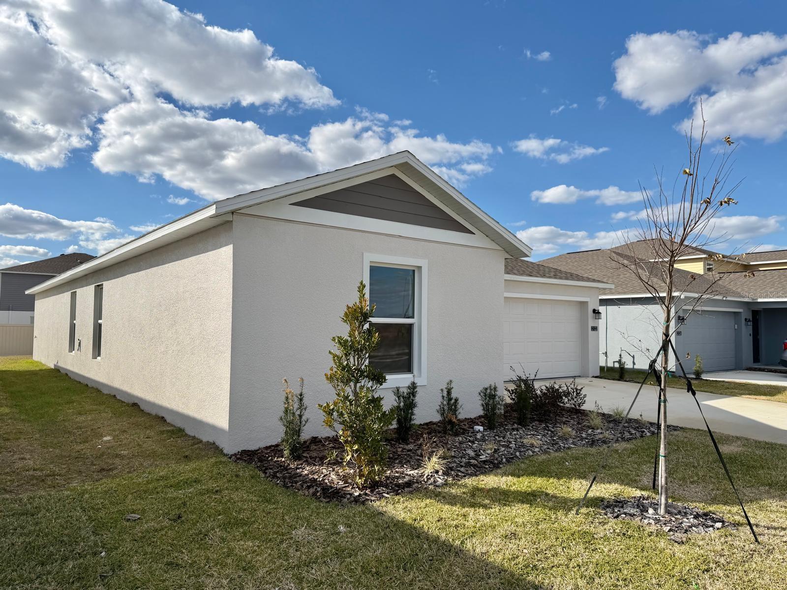 Image 3 of 20 For 2122 Chris Drive