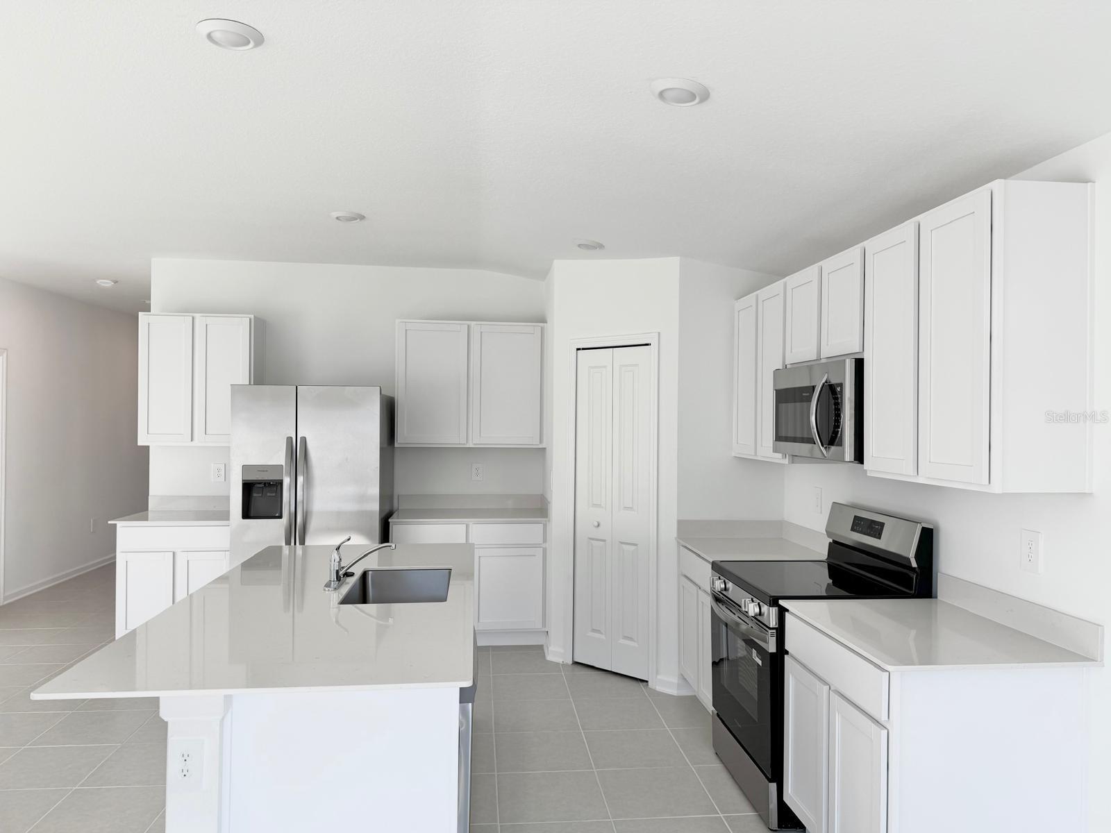 Image 6 of 20 For 2122 Chris Drive