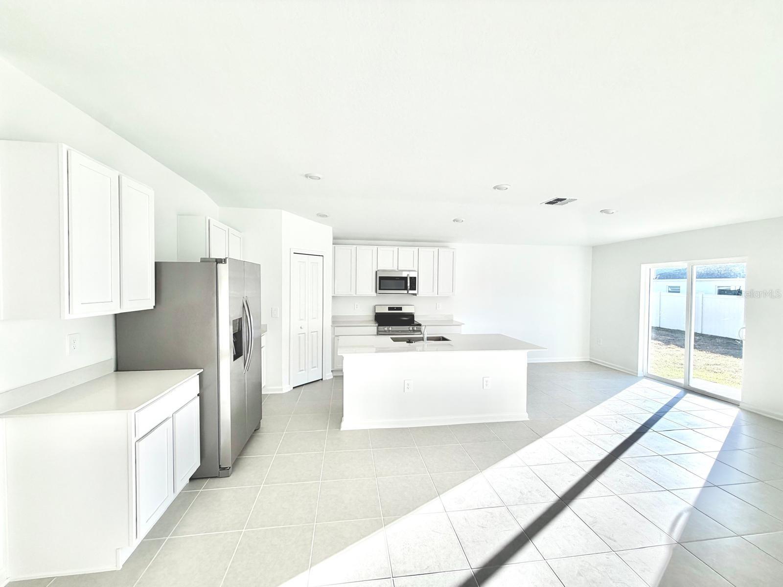 Image 7 of 20 For 2122 Chris Drive