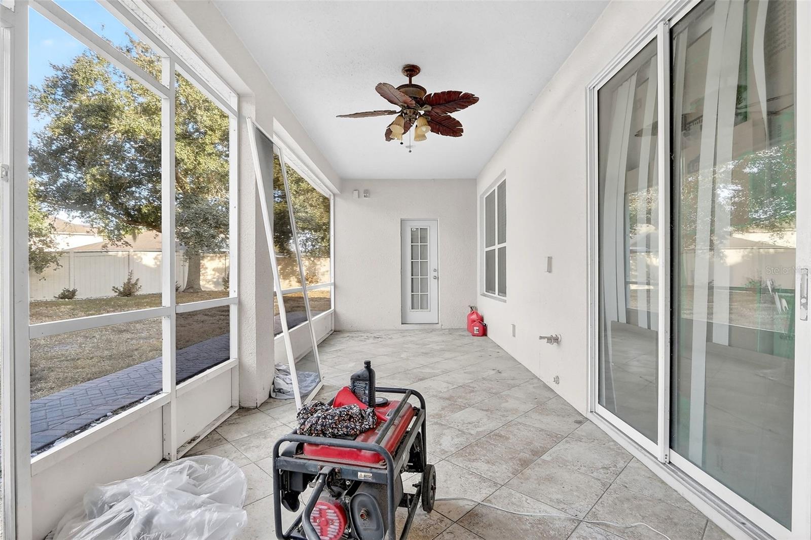 Image 11 of 32 For 695 Longford Loop