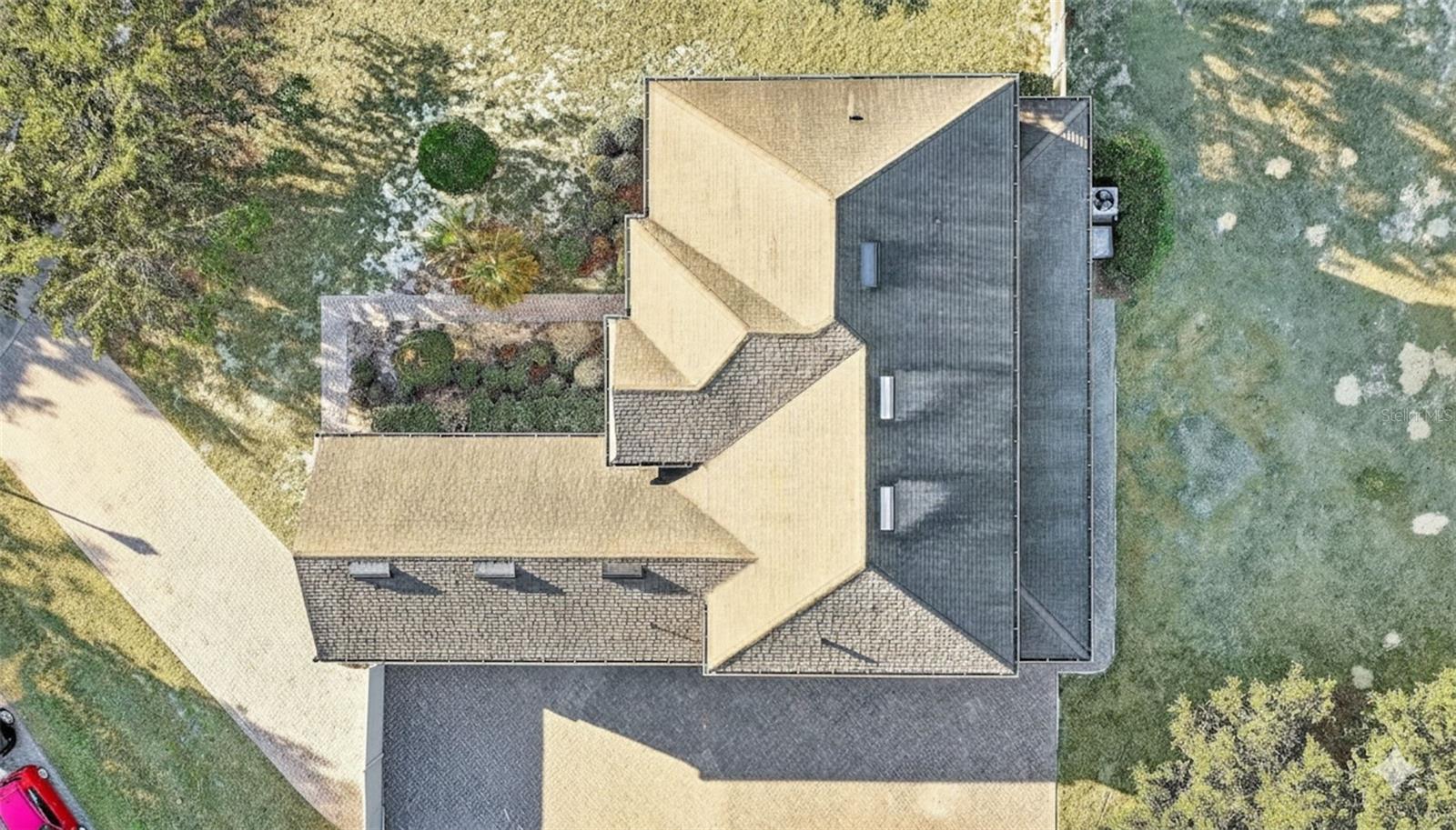 Image 32 of 32 For 695 Longford Loop