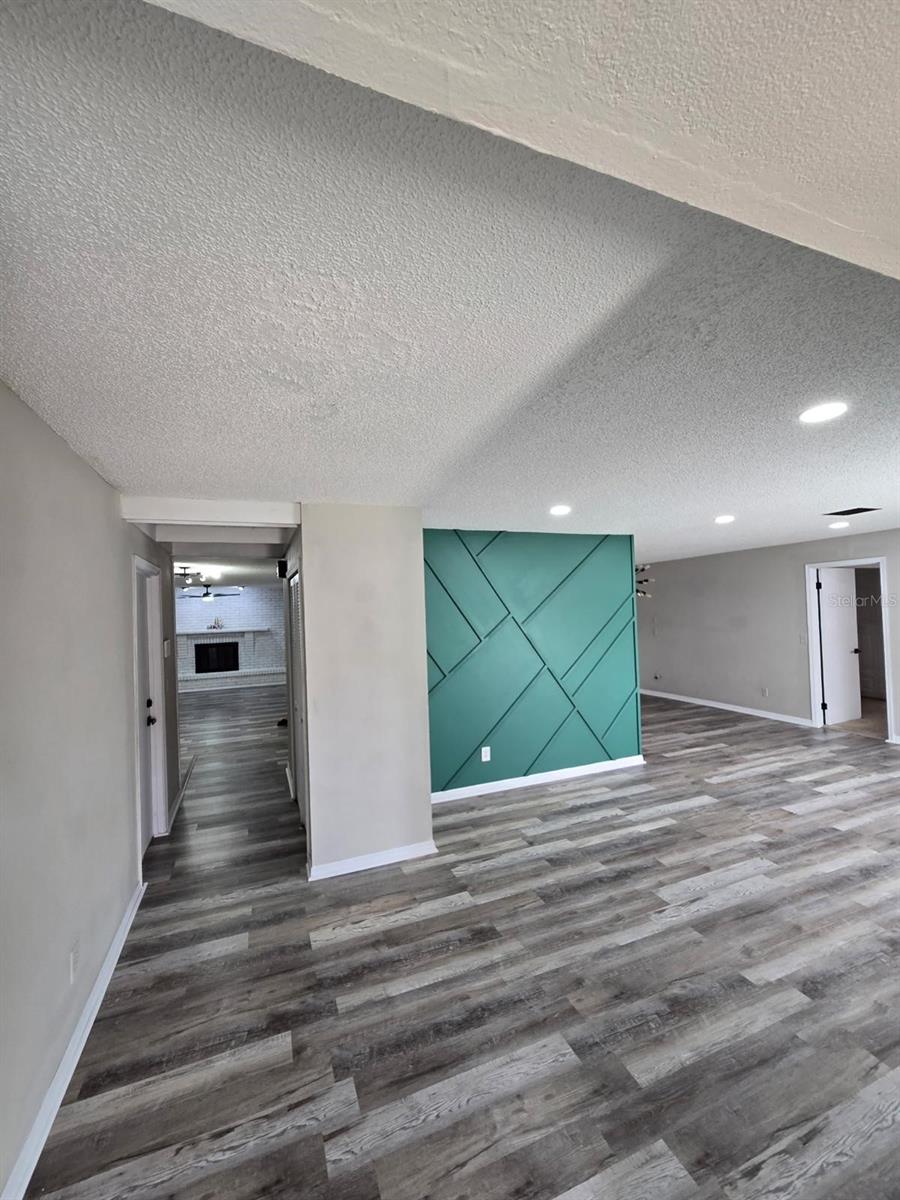 Image 3 of 36 For 1488 Elkcam Boulevard