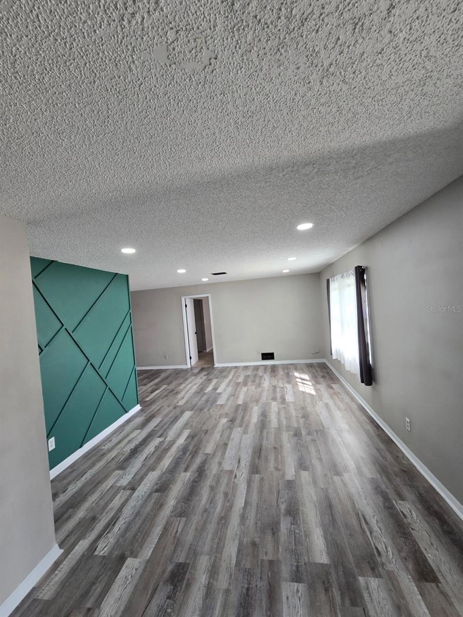 Image 4 of 36 For 1488 Elkcam Boulevard