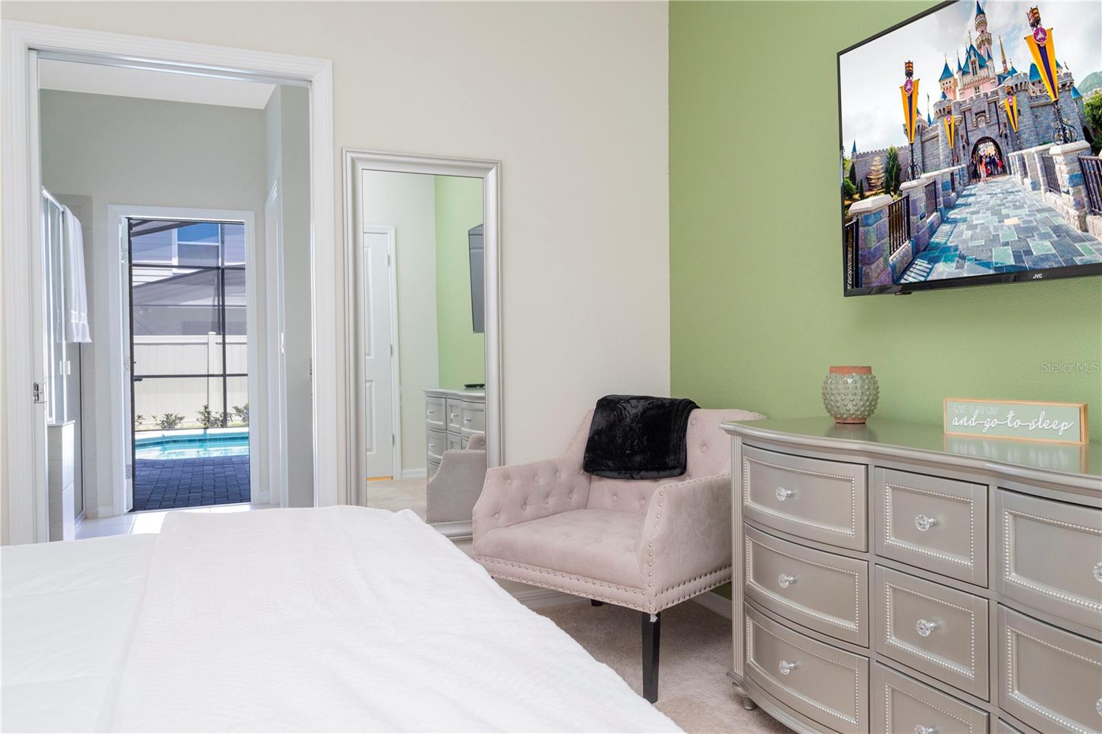 Image 21 of 94 For 3344 Lilac Way