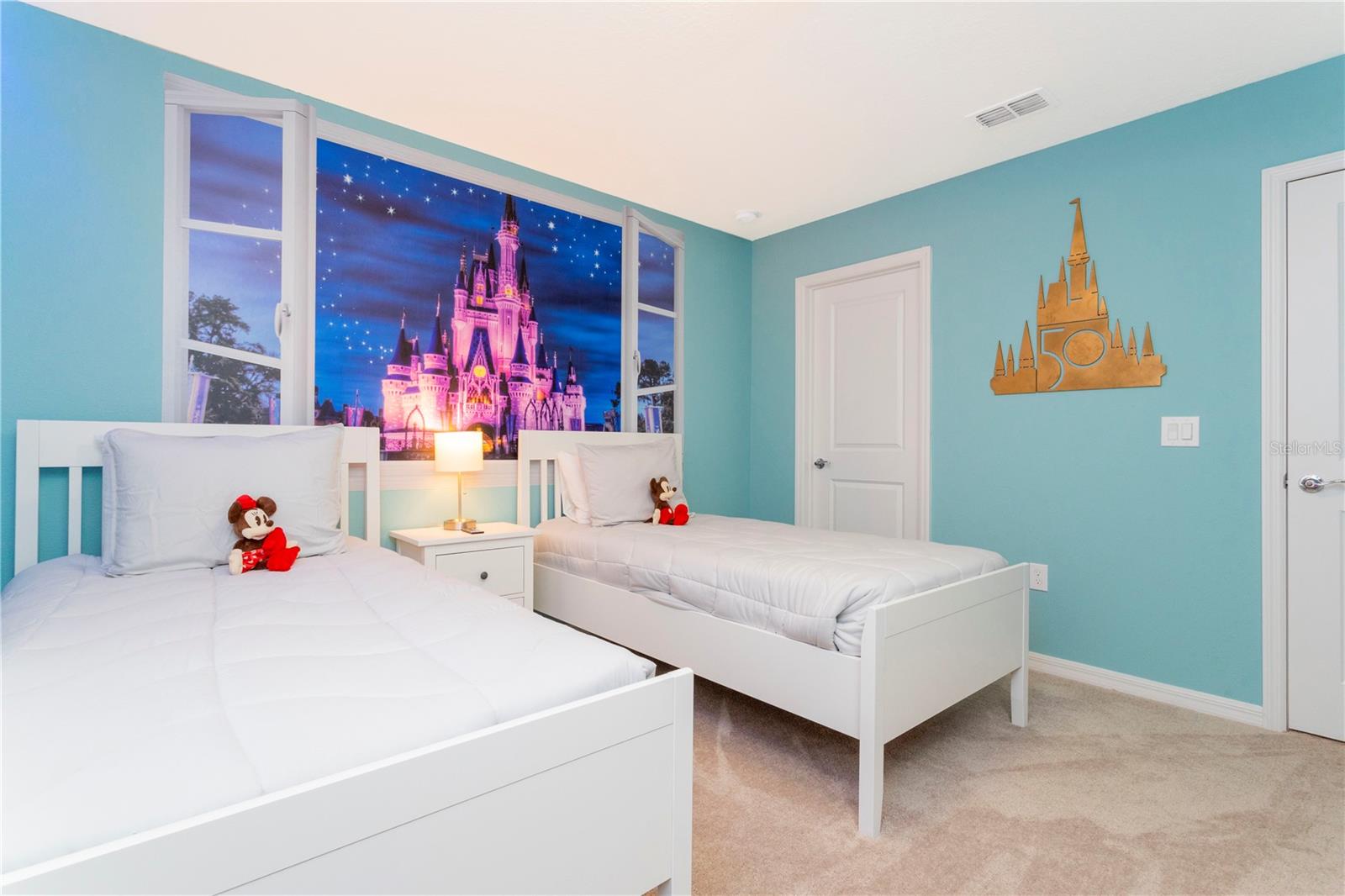 Image 37 of 94 For 3344 Lilac Way