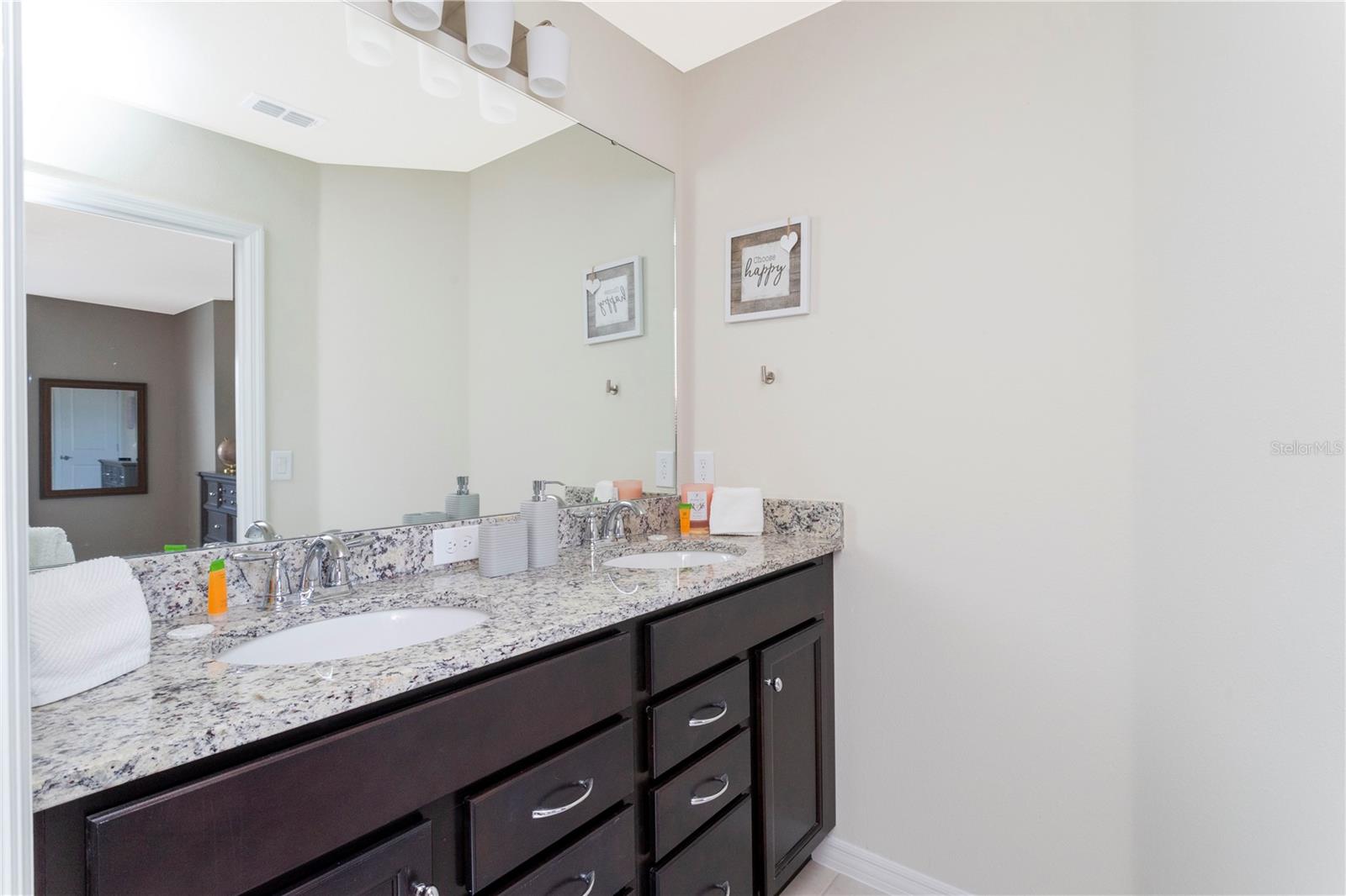 Image 78 of 94 For 3344 Lilac Way