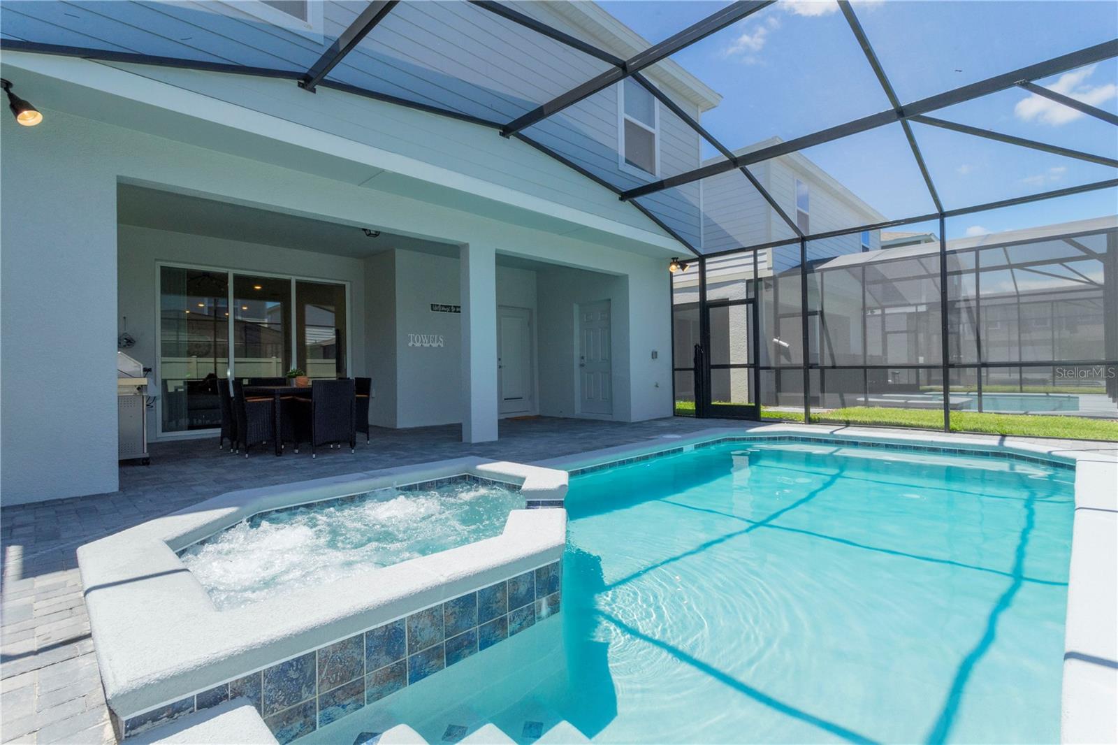 Image 9 of 94 For 3344 Lilac Way