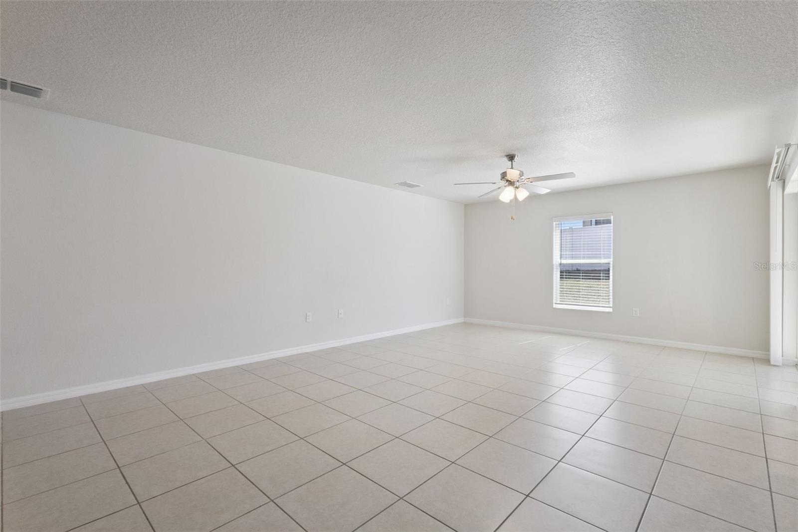 Image 10 of 33 For 12023 Indian Grass Way