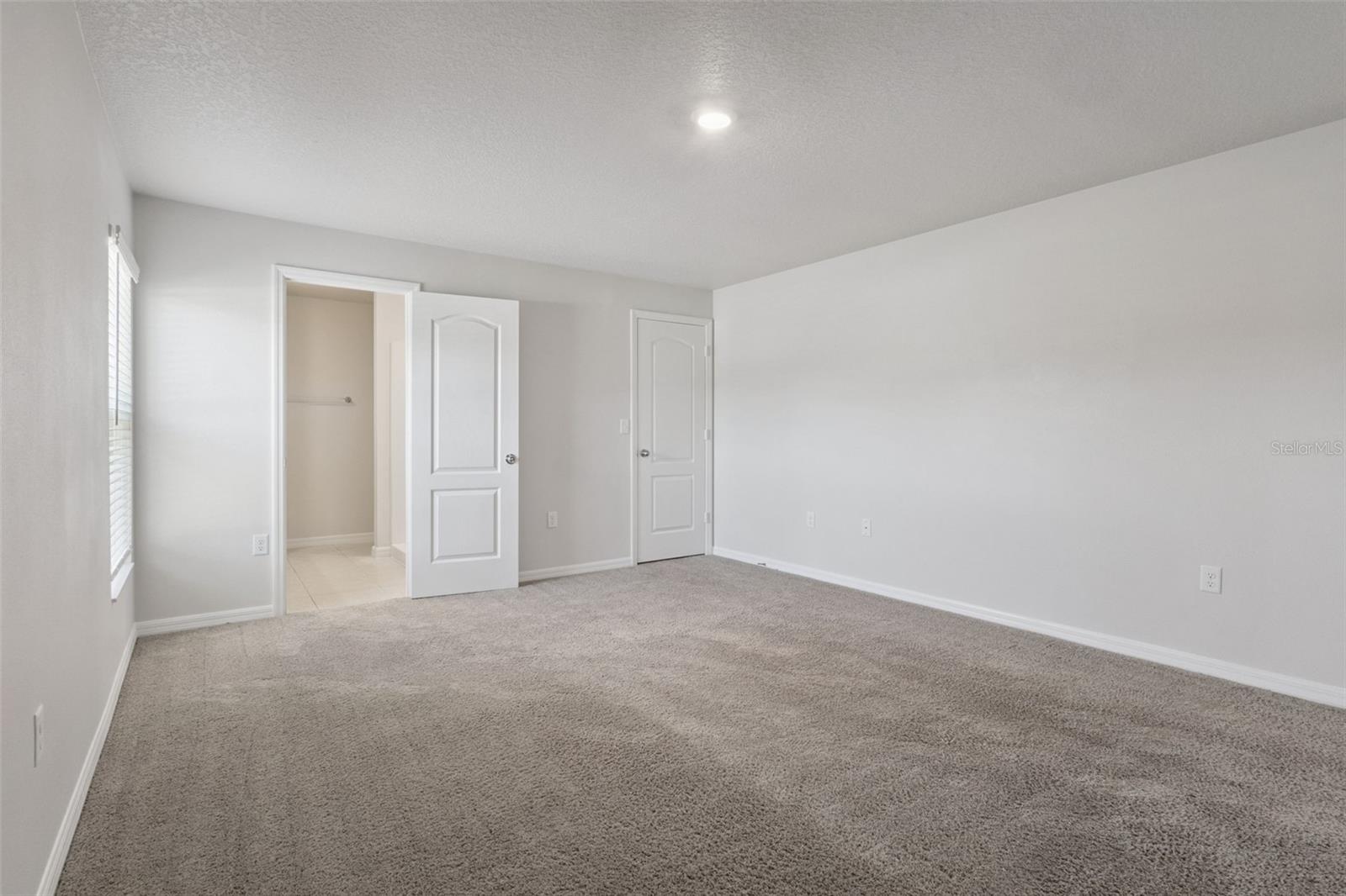 Image 16 of 33 For 12023 Indian Grass Way