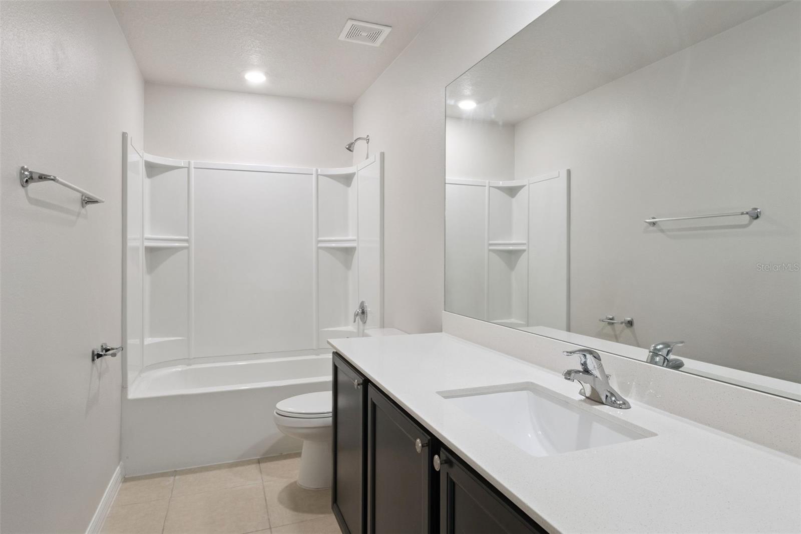 Image 21 of 33 For 12023 Indian Grass Way