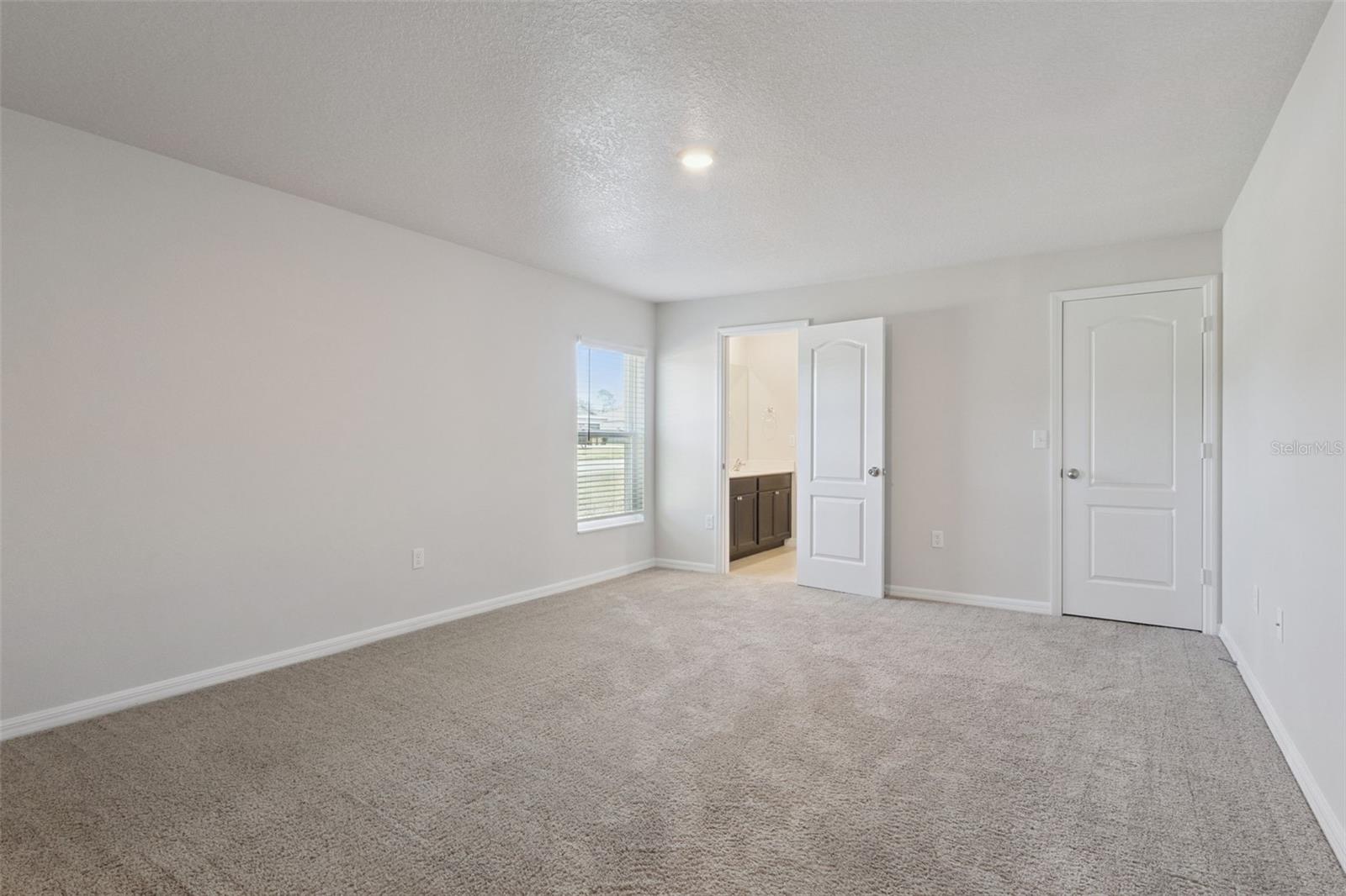 Image 23 of 33 For 12023 Indian Grass Way