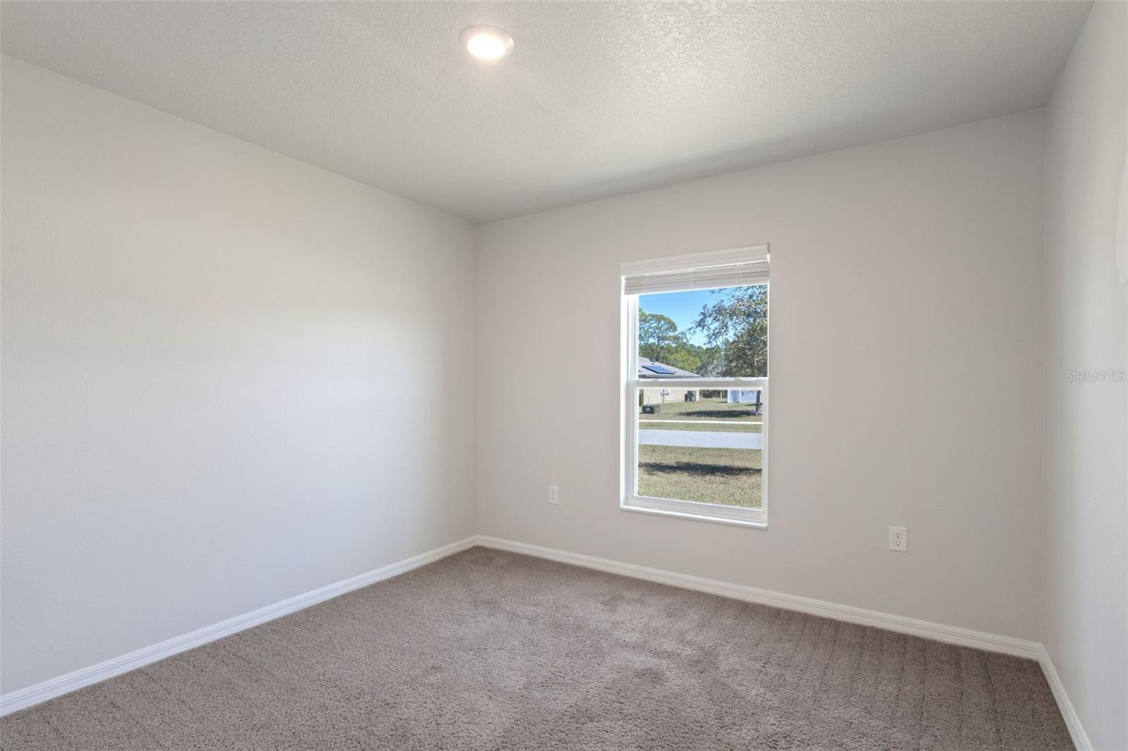 Image 24 of 33 For 12023 Indian Grass Way