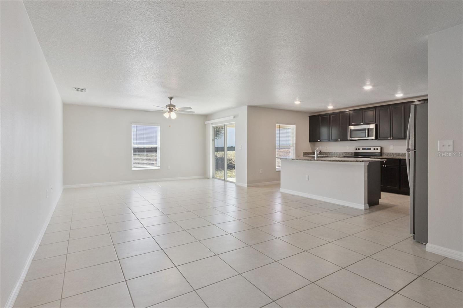 Image 8 of 33 For 12023 Indian Grass Way