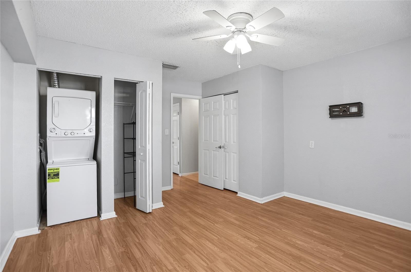 Image 12 of 23 For 302 Lewfield Circle 302