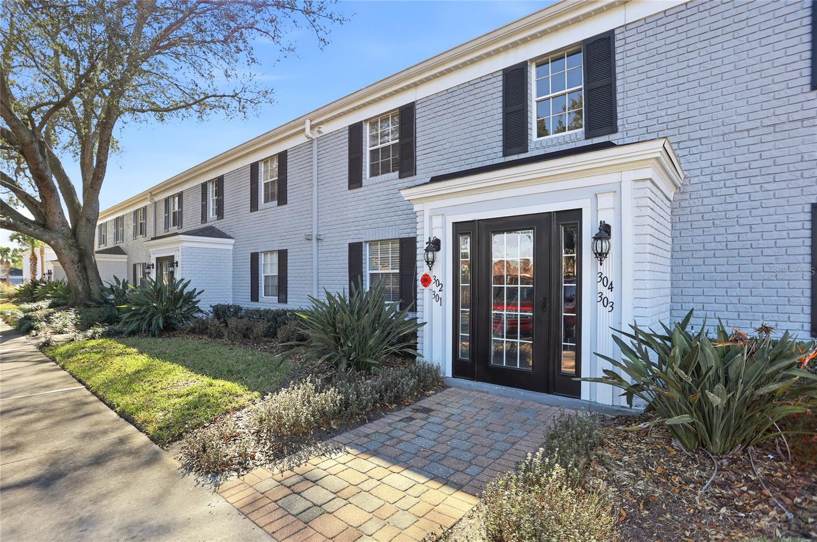 Image 19 of 23 For 302 Lewfield Circle 302