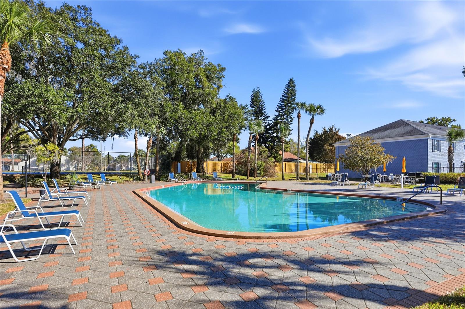 Image 21 of 23 For 302 Lewfield Circle 302