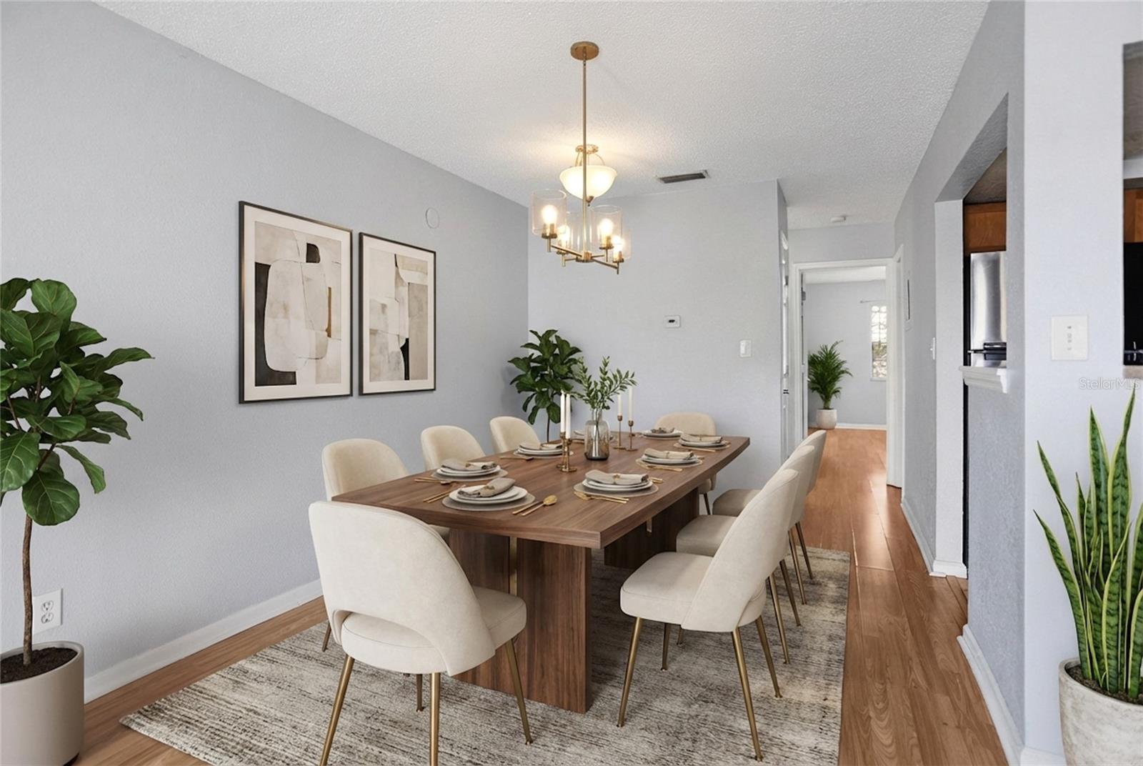 Image 4 of 23 For 302 Lewfield Circle 302