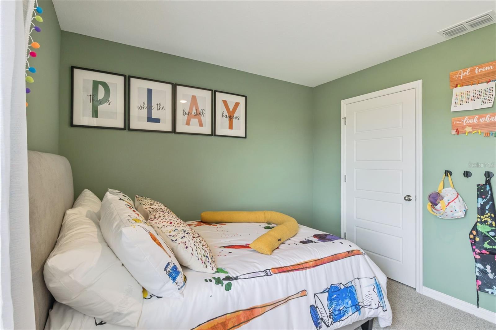 Image 28 of 31 For 4597 Barberry Avenue