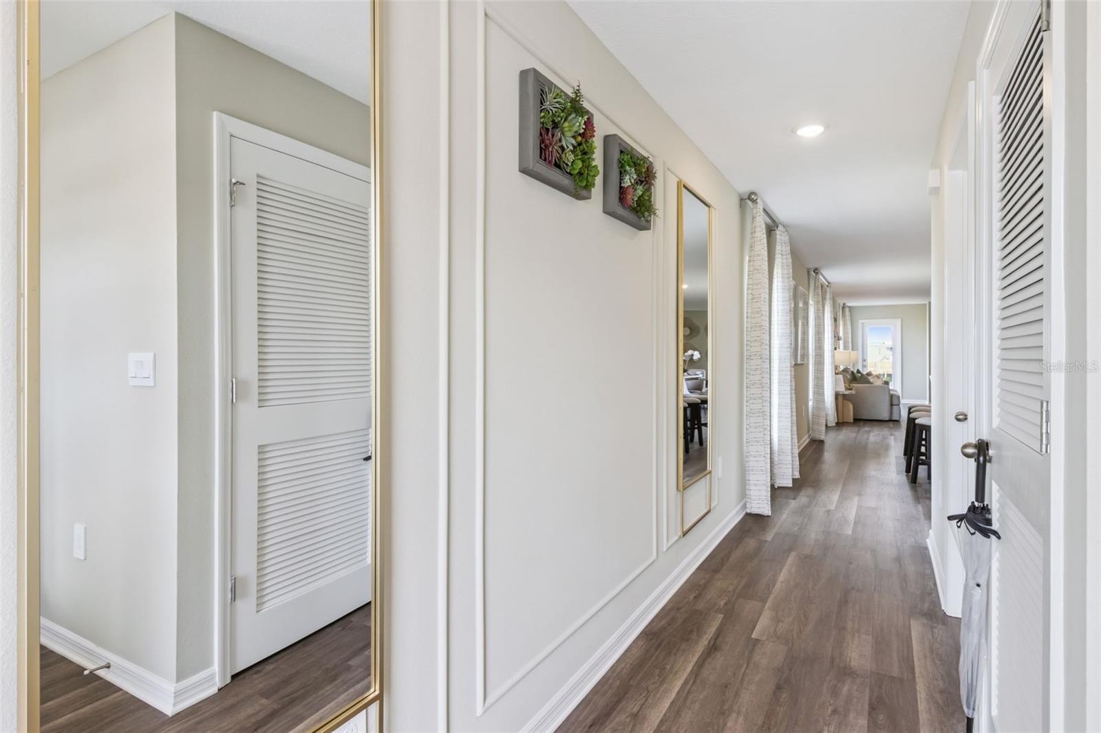 Image 3 of 31 For 4597 Barberry Avenue