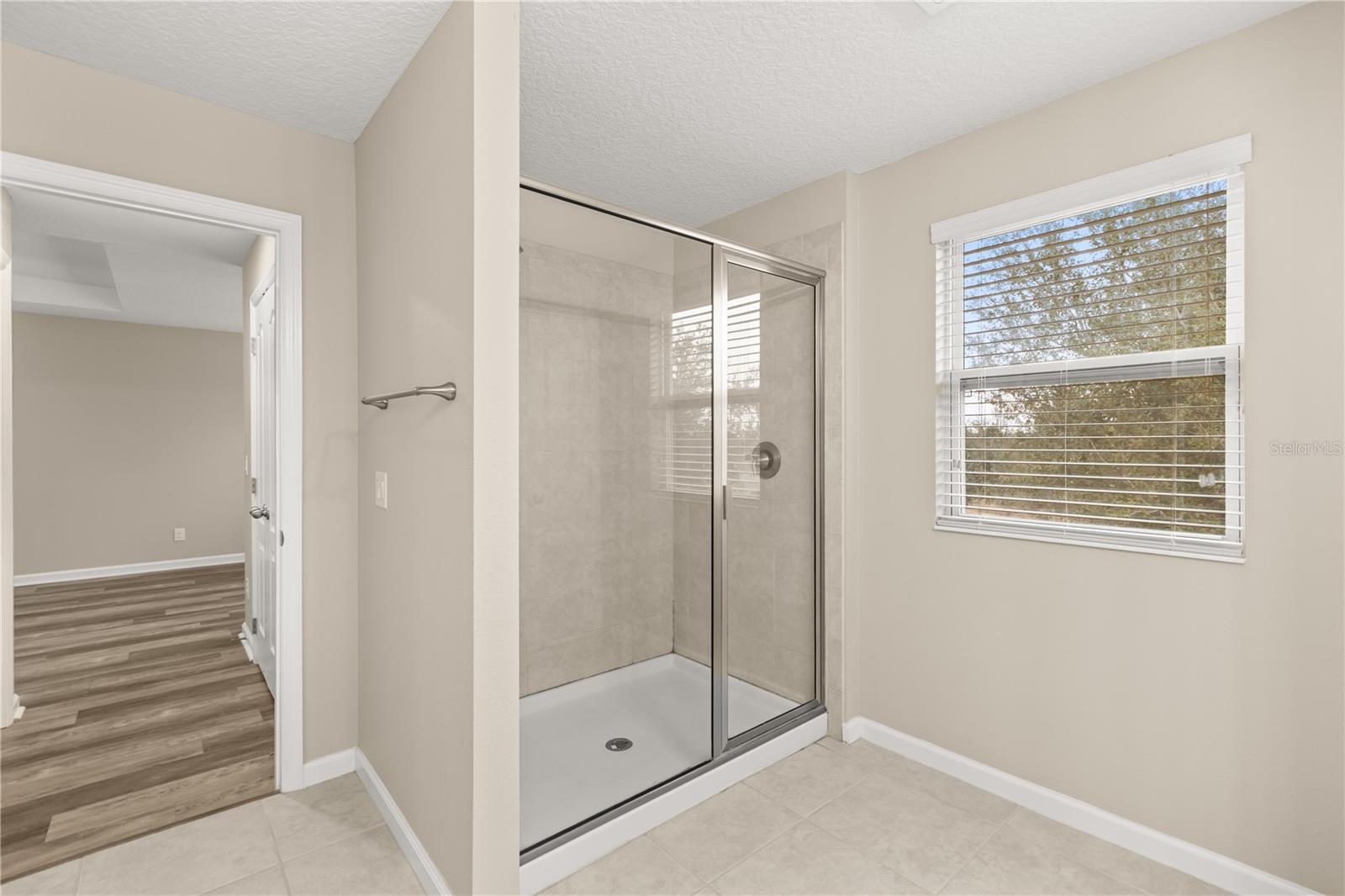 Image 14 of 33 For 15201 Murcott Blossom Boulevard