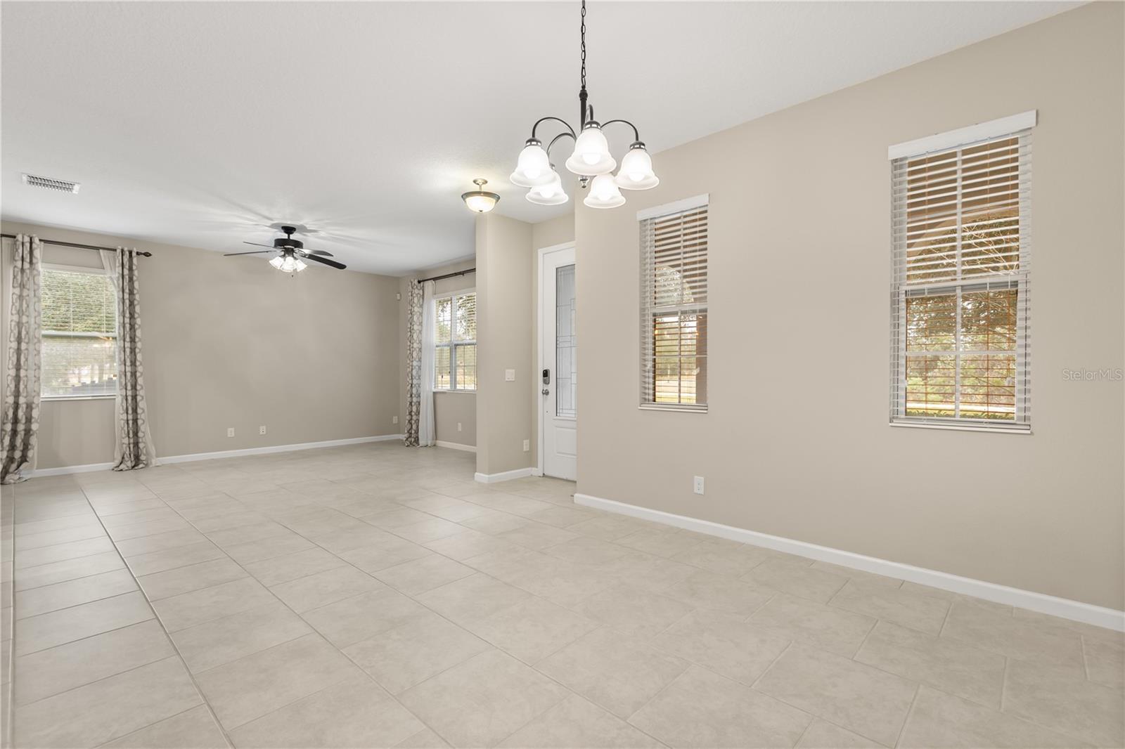 Image 9 of 33 For 15201 Murcott Blossom Boulevard