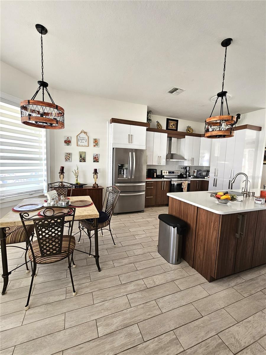 Image 12 of 39 For 2826 Middleton Circle