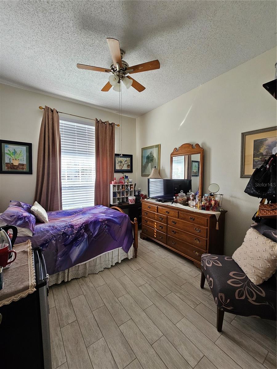 Image 24 of 39 For 2826 Middleton Circle