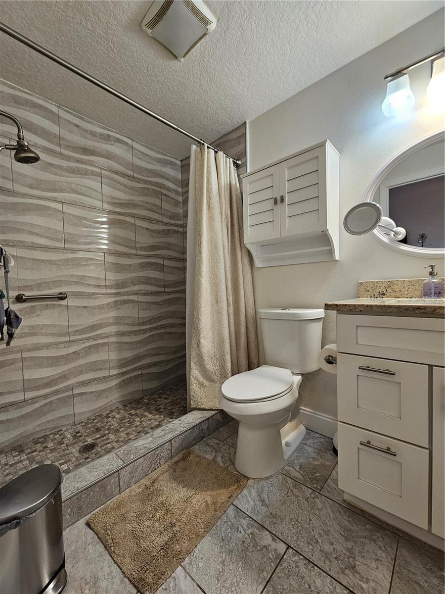 Image 29 of 39 For 2826 Middleton Circle