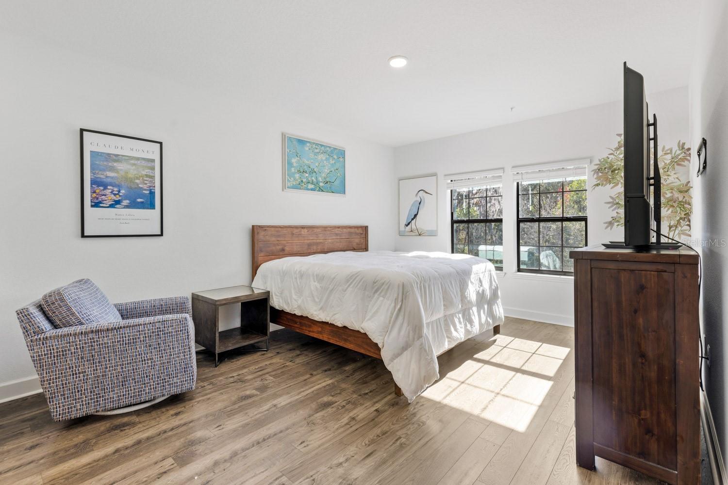 Image 11 of 41 For 461 Diamond Dove Cove