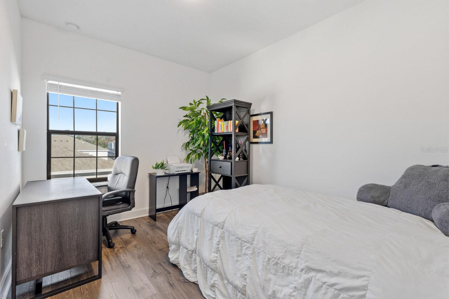 Image 26 of 41 For 461 Diamond Dove Cove