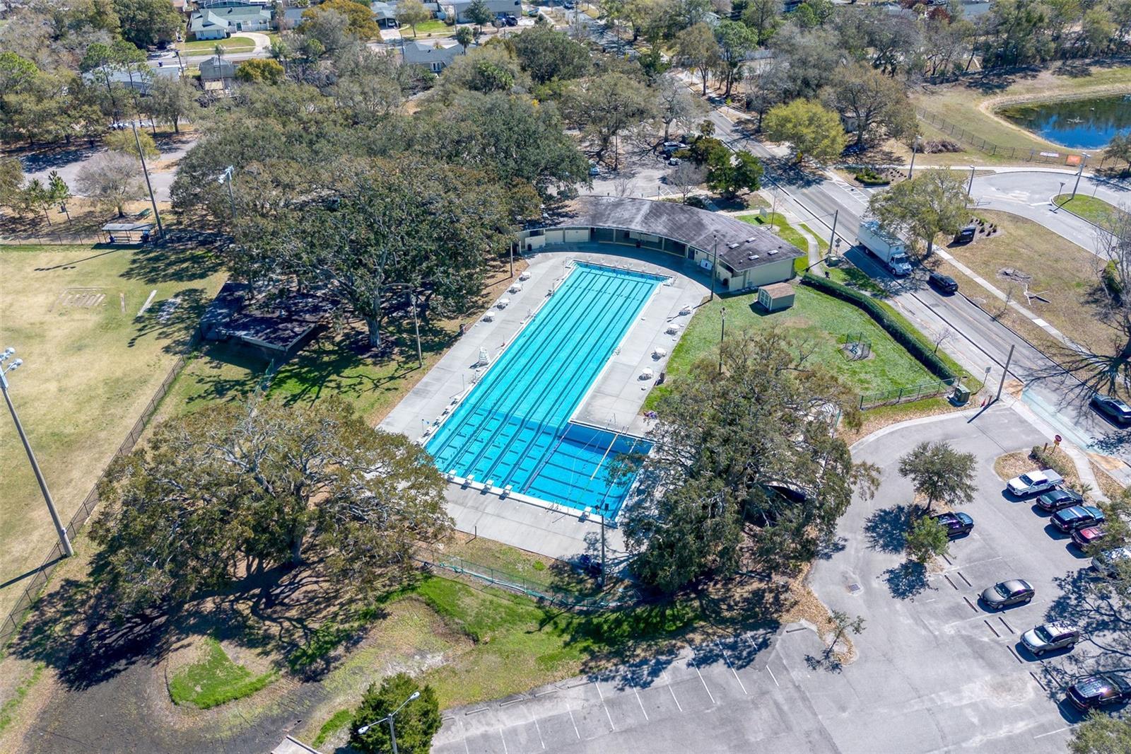 Image 26 of 47 For 520 Fitzwalter Drive