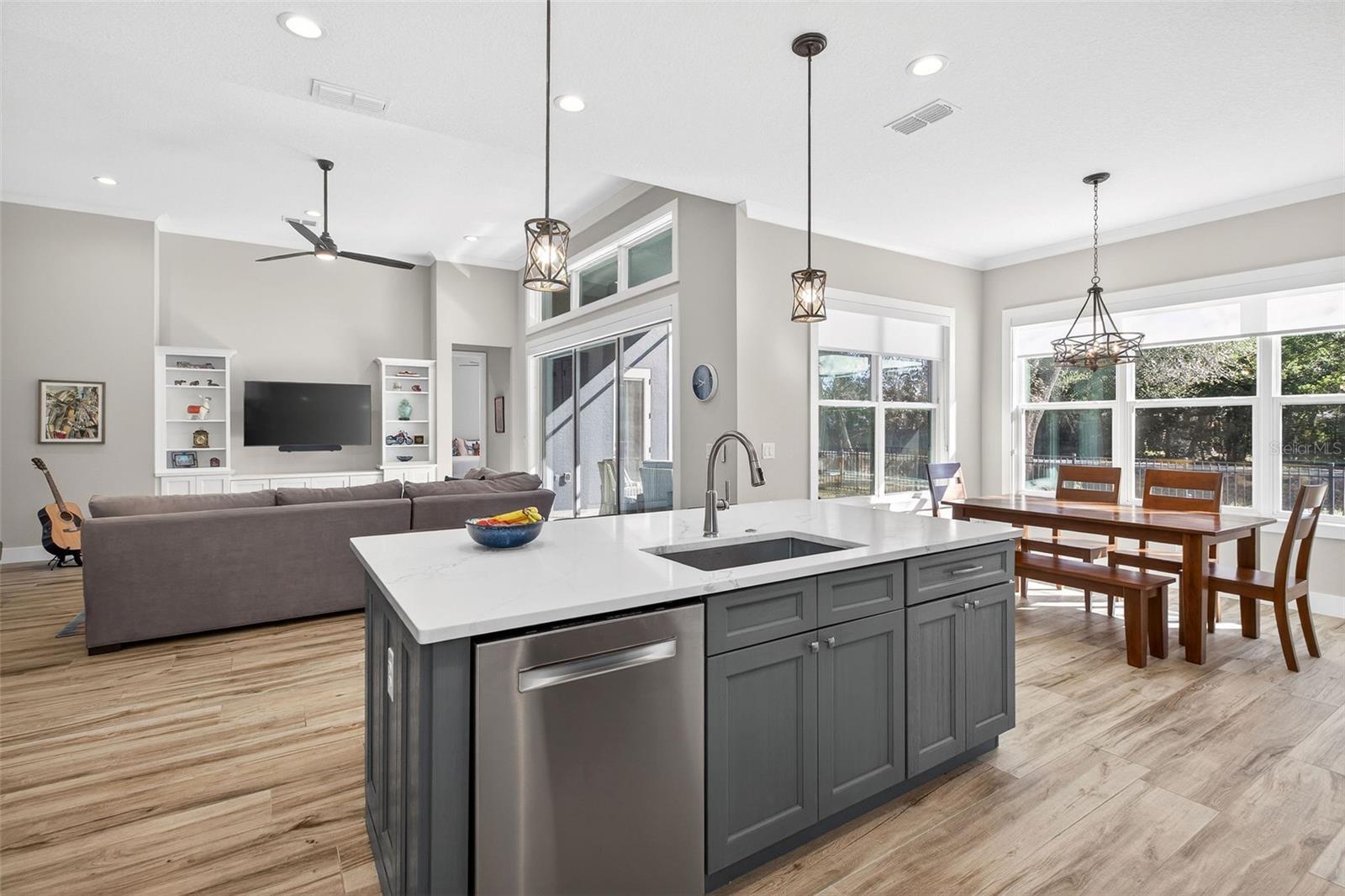 Image 43 of 47 For 520 Fitzwalter Drive