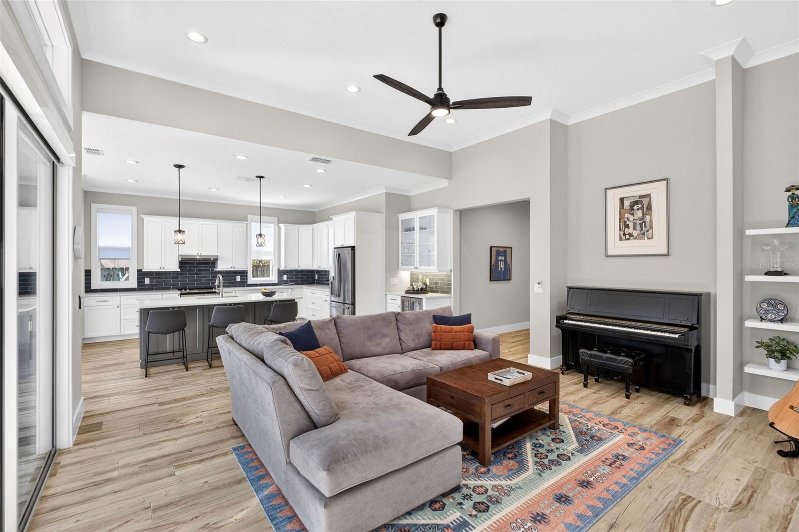 Image 5 of 47 For 520 Fitzwalter Drive