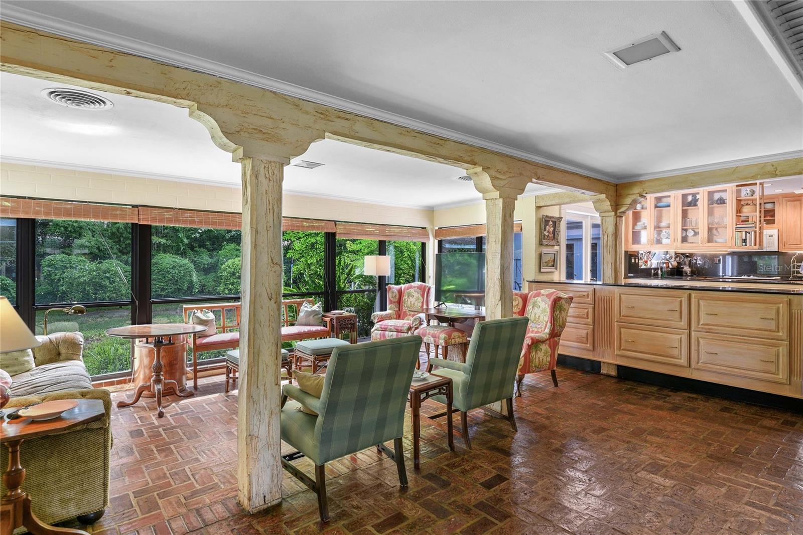 Image 19 of 45 For 2035 Lake Sue Drive