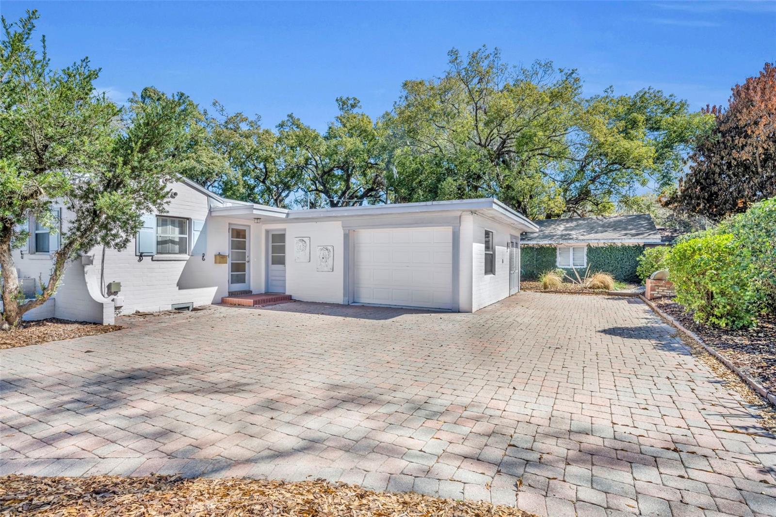 Image 38 of 45 For 2035 Lake Sue Drive