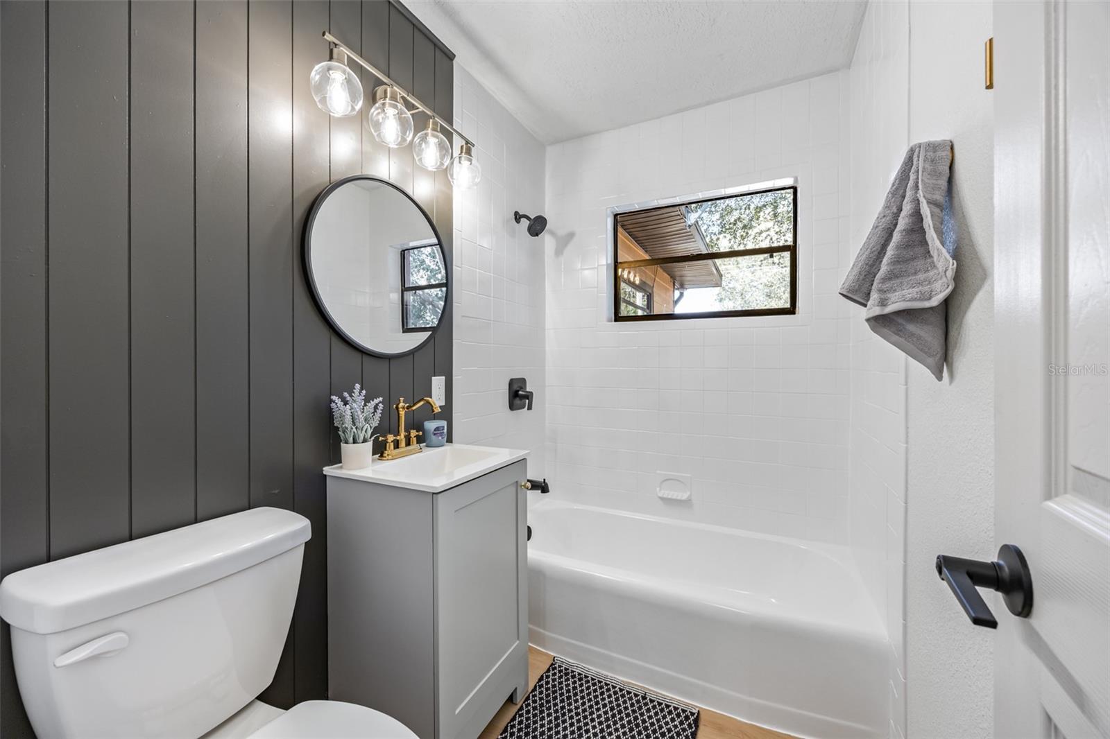 Image 9 of 21 For 2082 Little John Road