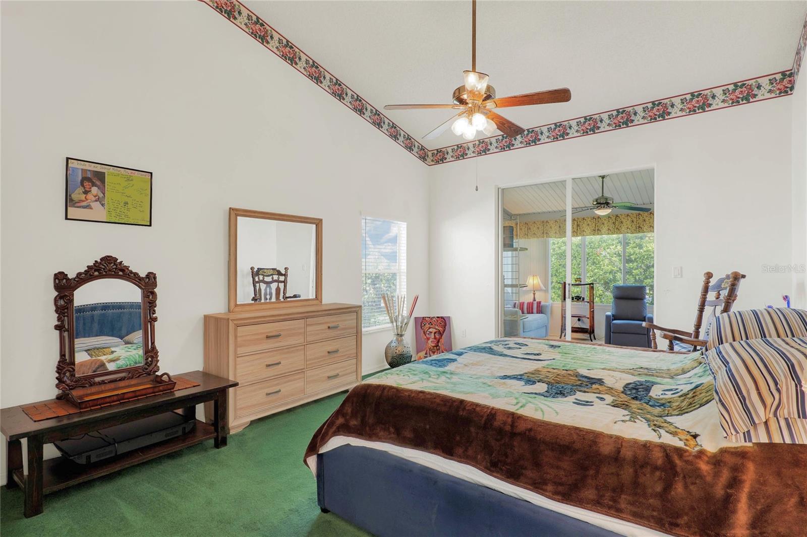 Image 14 of 37 For 4721 Tara View Road