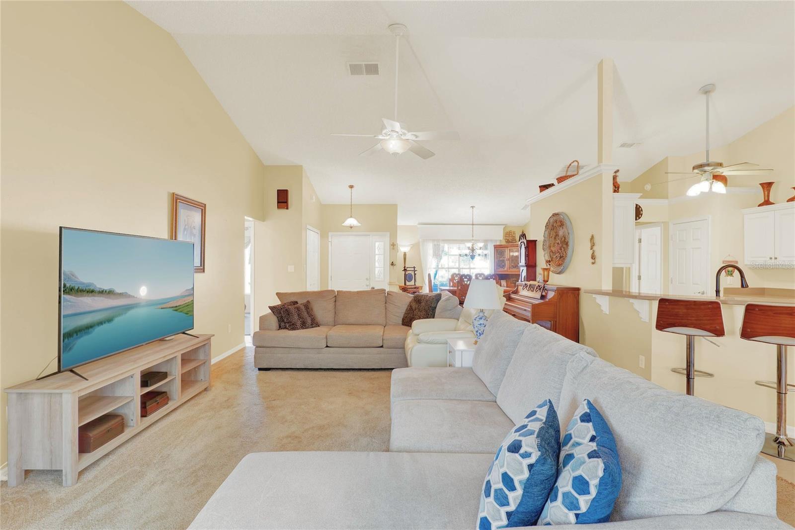 Image 7 of 37 For 4721 Tara View Road