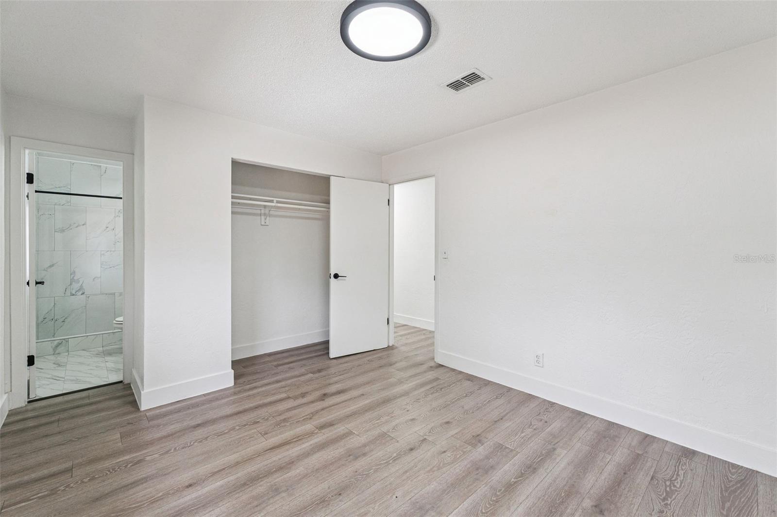 Image 21 of 34 For 1953 Linda Avenue