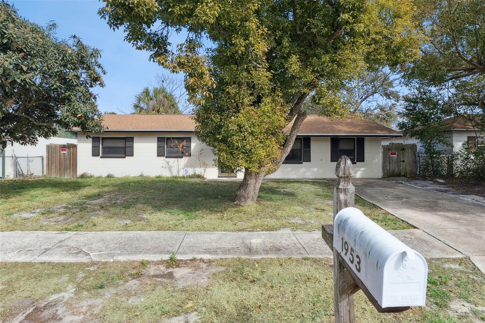 Image 3 of 34 For 1953 Linda Avenue