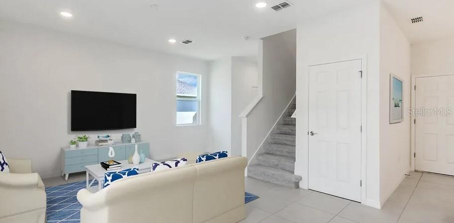 Image 4 of 8 For 634 Rockaway Lane