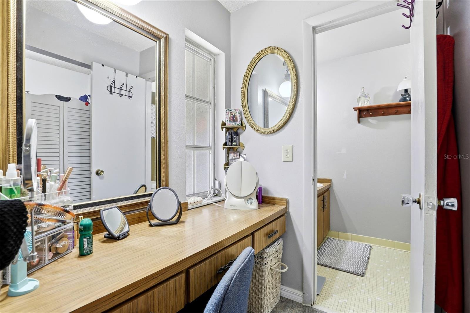 Image 17 of 46 For 623 Green Meadow Avenue