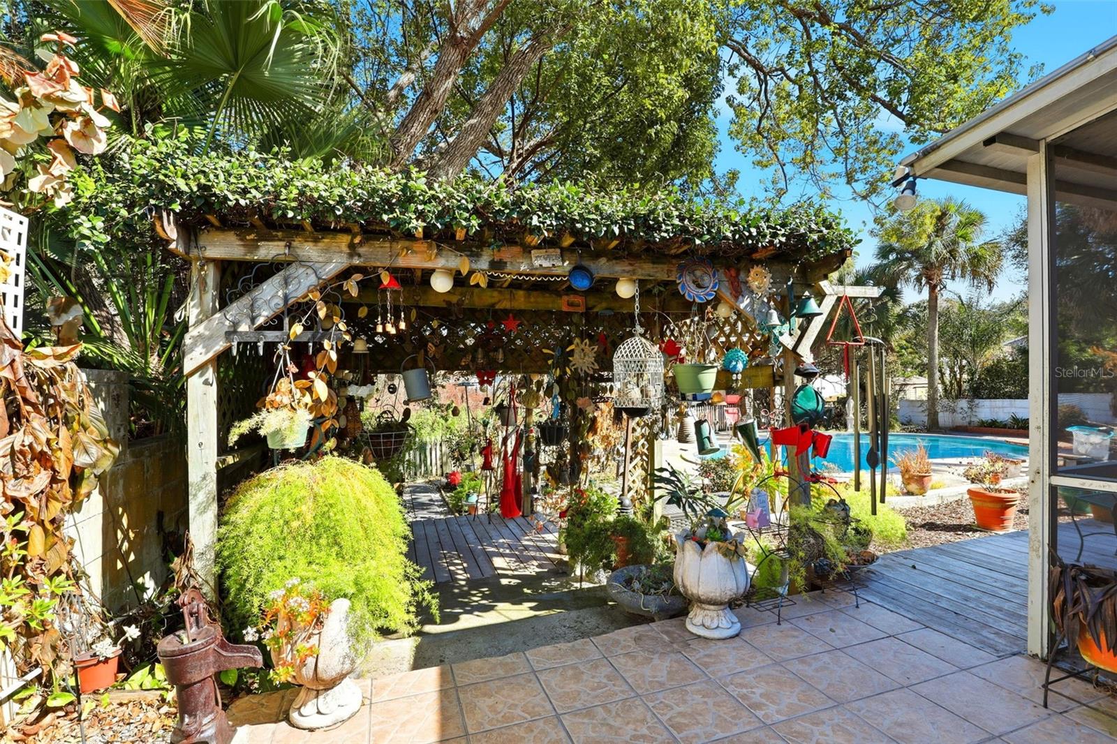 Image 29 of 46 For 623 Green Meadow Avenue