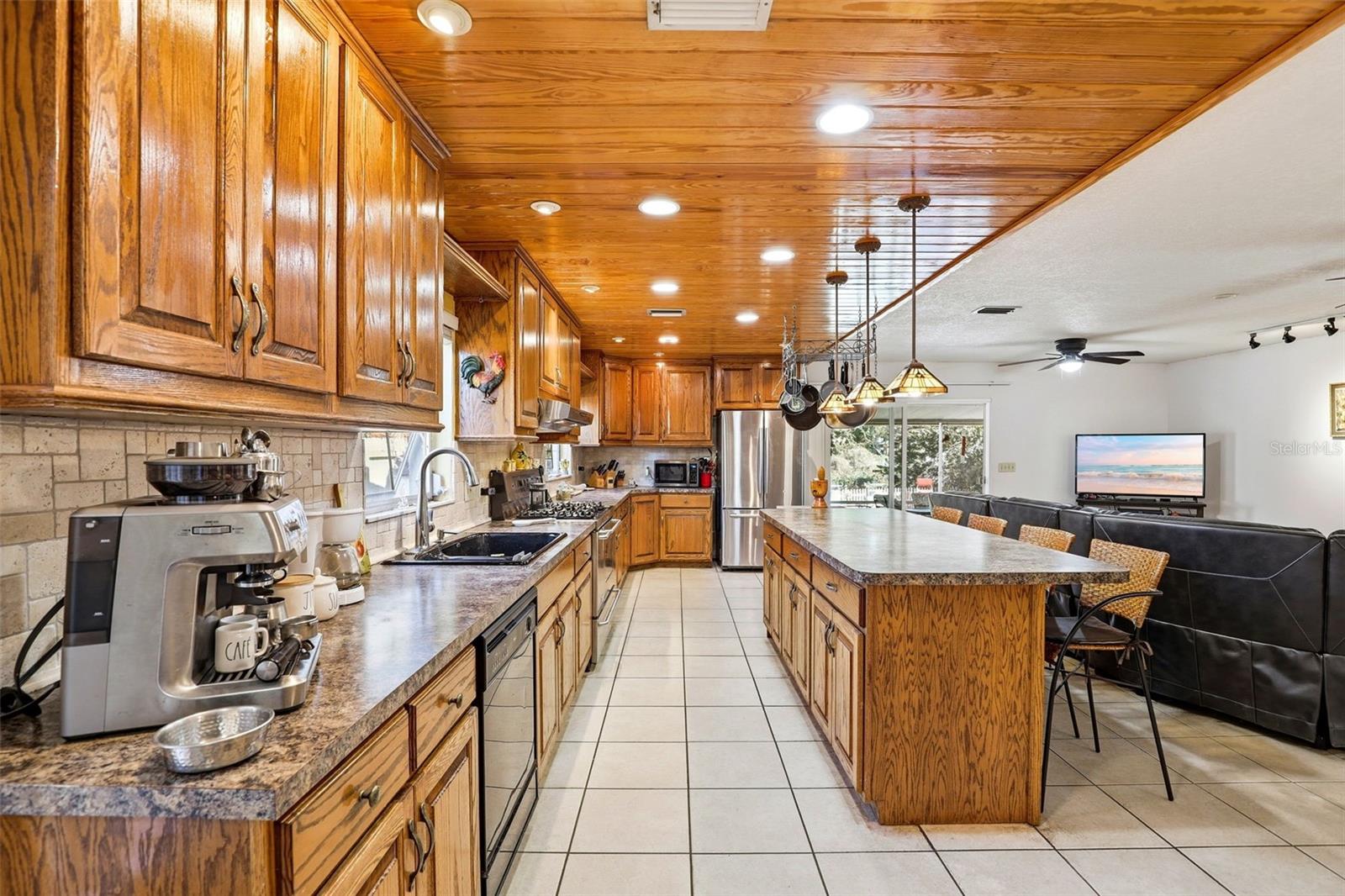 Image 8 of 46 For 623 Green Meadow Avenue