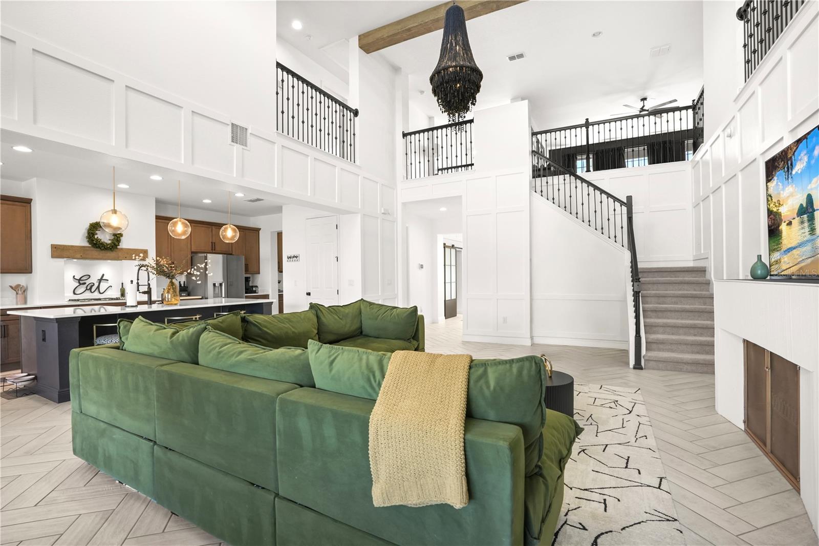 Image 11 of 37 For 6076 Sierra Crown Street