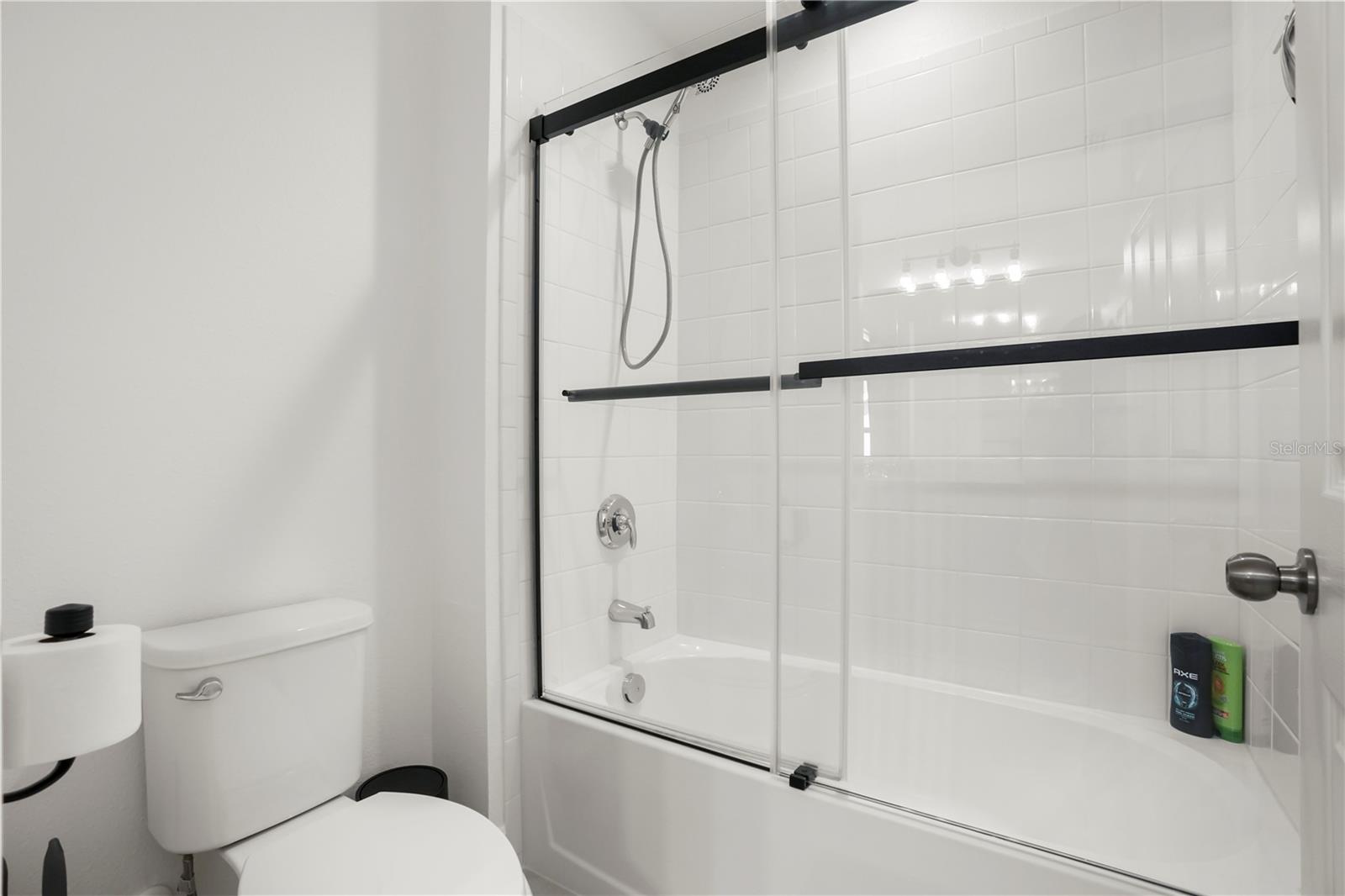 Image 23 of 37 For 6076 Sierra Crown Street