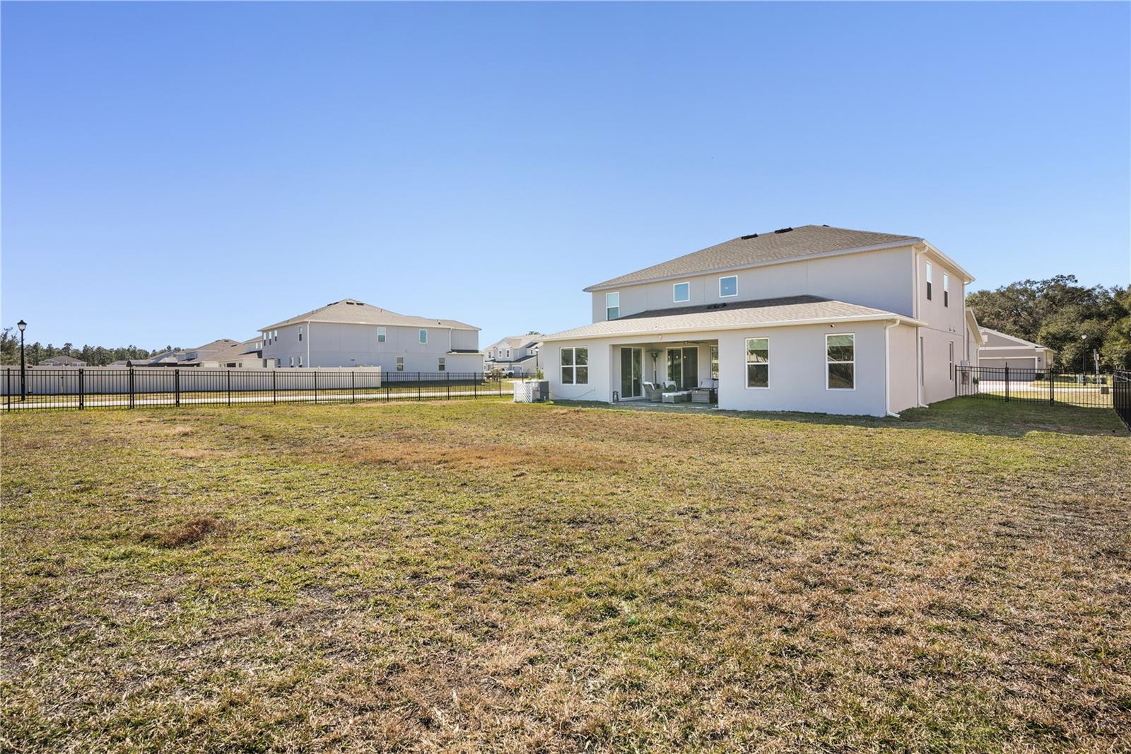 Image 35 of 37 For 6076 Sierra Crown Street